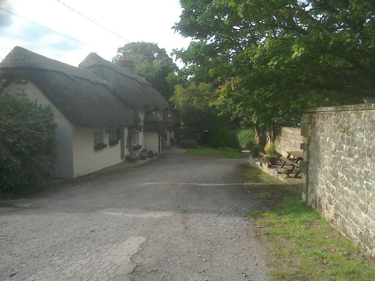The Crown Inn Alvediston 외부 사진